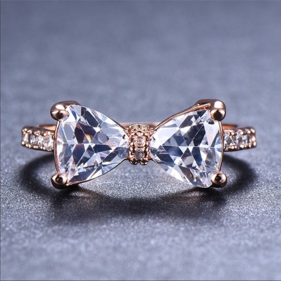 Laly’s Loves Jewelry - NWT 5 Star ⭐️ Rated Rose Gold Bow Ring